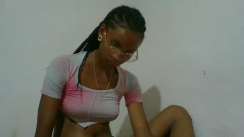 juliexexy online show from February 10, 7:07 pm