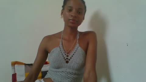 juliexexy online show from February 13, 6:41 am