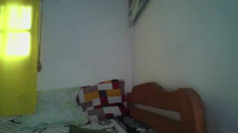 juliexexy online show from February 15, 2:22 pm