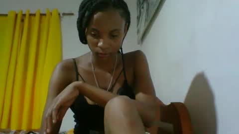 juliexexy online show from February 16, 6:21 pm