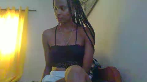 juliexexy online show from February 27, 5:02 am