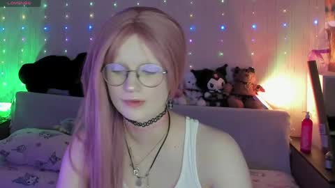 julifisher online show from June 6, 1:54 am