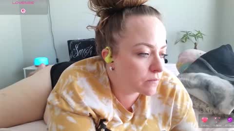 Snapshot of julimonroe chatting on March 14, 10:37 pm Juli Monroe online show from March 14, 10:37 pm