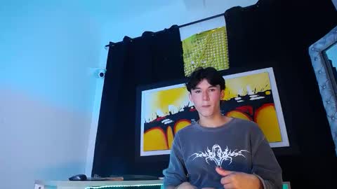 jullian online show from March 21, 10:35 pm