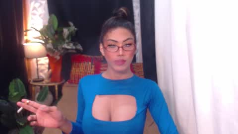 jullimiller online show from January 6, 1:41 pm