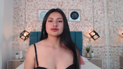 Snapshot of july_gh chatting on December 23, 8:14 pm Julietha online show from December 23, 8:14 pm