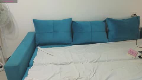 Snapshot of july_kane chatting on February 10, 7:01 am july_kane online show from February 10, 7:01 am