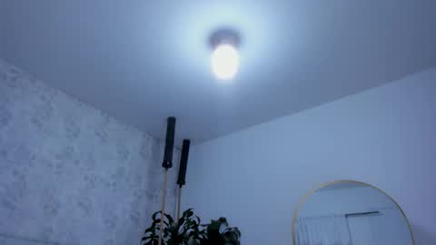 Snapshot of july_quinzel chatting on February 15, 7:51 am july_quinzel online show from February 15, 7:51 am