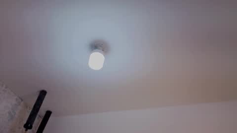 Snapshot of july_quinzel chatting on March 21, 8:19 am july_quinzel online show from March 21, 8:19 am