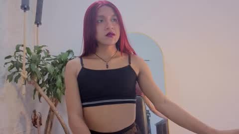 Snapshot of july_quinzel chatting on March 23, 3:21 am july_quinzel online show from March 23, 3:21 am