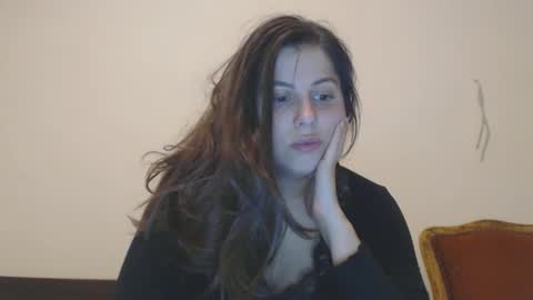 julyilovee online show from September 25, 5:16 pm