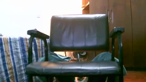 Mia online show from March 10, 8:15 am