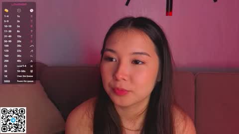 Snapshot of juniebogany chatting on October 23, 6:13 am Bella online show from October 23, 6:13 am