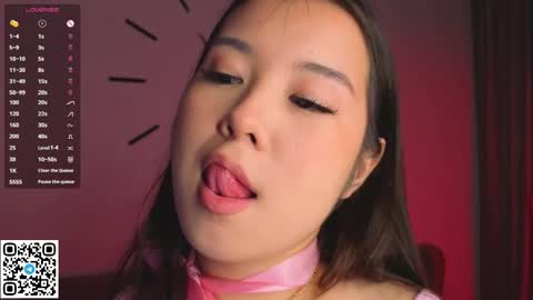 Snapshot of juniebogany chatting on October 28, 4:16 am Bella online show from October 28, 4:16 am