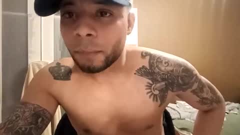 Snapshot of junior1033760 chatting on April 3, 9:46 pm junior1033760 online show from April 3, 9:46 pm