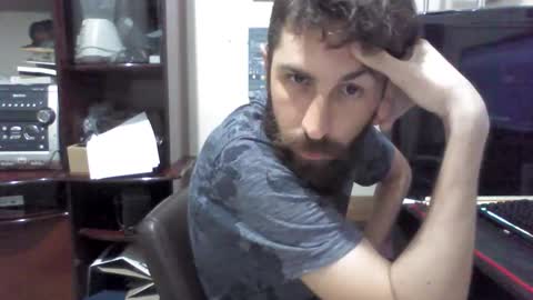 Snapshot of juniorextr_18_ chatting on December 9, 2:13 am juniorextr_18_ online show from December 9, 2:13 am