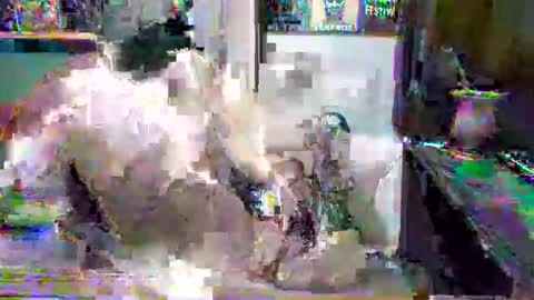 Snapshot of juniorextr_18_ chatting on December 18, 1:55 am juniorextr_18_ online show from December 18, 1:55 am