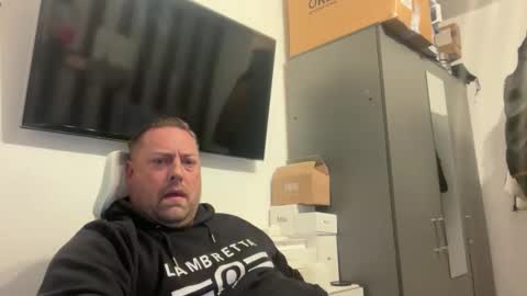 Junky online show from October 30, 6:52 pm