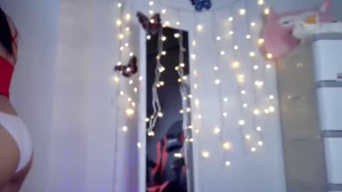 junovaughn online show from September 28, 2:06 am