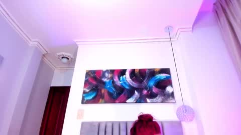 Jupiter Fox online show from November 26, 1:28 am