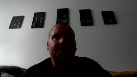 Snapshot of just1more5 chatting on October 11, 3:06 am just1more5 online show from October 11, 3:06 am
