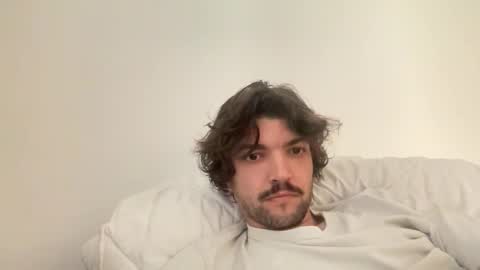 just_a_guy_with_a_big_cock online show from November 19, 2:50 pm