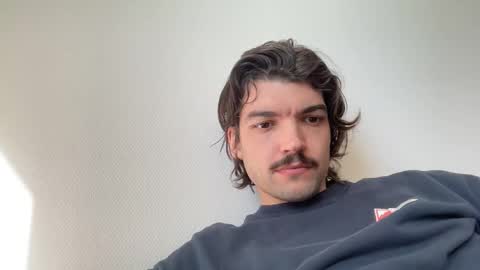 just_a_guy_with_a_big_cock online show from March 3, 10:32 am