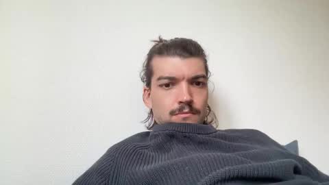 just_a_guy_with_a_big_cock online show from March 23, 10:08 am