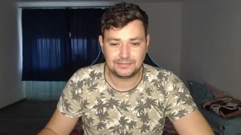 Snapshot of just_a_nice_guy_27 chatting on December 2, 11:23 am Alex online show from December 2, 11:23 am