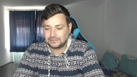 Snapshot of just_a_nice_guy_27 chatting on December 5, 11:27 am Alex online show from December 5, 11:27 am