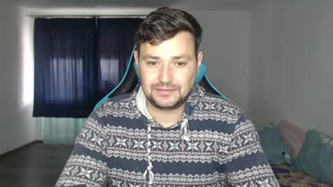 Snapshot of just_a_nice_guy_27 chatting on December 7, 11:18 am Alex online show from December 7, 11:18 am