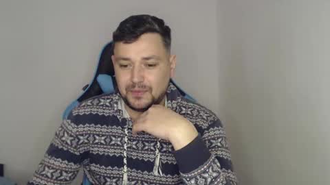 Snapshot of just_a_nice_guy_27 chatting on February 12, 2:21 pm Alex online show from February 12, 2:21 pm
