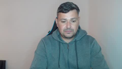 Snapshot of just_a_nice_guy_27 chatting on May 2, 11:26 am Alex online show from May 2, 11:26 am