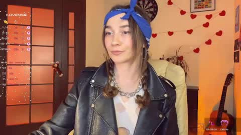 Jessica  I will be here on Tuesday November 26th online show from May 17, 5:31 pm