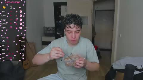 Edwins online show from June 15, 5:59 pm