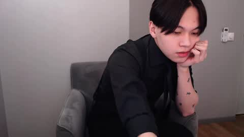 Snapshot of just_gay_ chatting on February 21, 5:24 am just_gay_ online show from February 21, 5:24 am