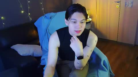 Snapshot of just_gay_ chatting on February 26, 9:48 pm just_gay_ online show from February 26, 9:48 pm