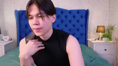 Snapshot of just_gay_ chatting on March 6, 11:31 pm just_gay_ online show from March 6, 11:31 pm