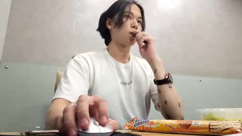 Snapshot of just_gay_ chatting on October 23, 10:19 pm just_gay_ online show from October 23, 10:19 pm