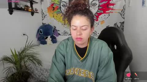 Sofia online show from December 3, 1:42 pm