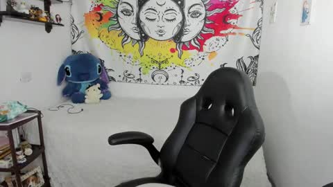 Sofia online show from February 6, 7:06 pm