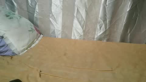 Snapshot of just_kendy chatting on October 4, 9:18 am just_kendy online show from October 4, 9:18 am