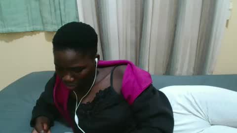 Lyra online show from September 28, 7:30 pm