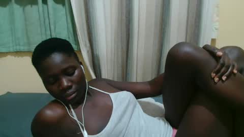 Lyra online show from October 1, 8:04 pm