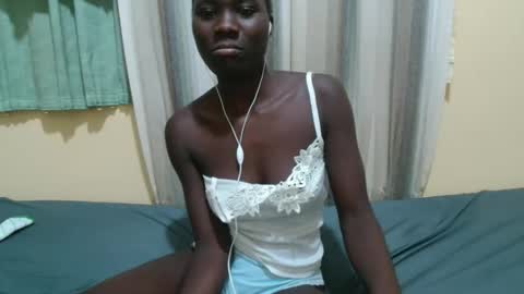 Lyra online show from October 30, 8:31 pm