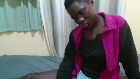 Lyra online show from November 2, 10:50 am