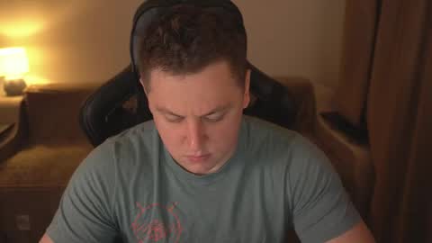 Snapshot of just_top chatting on April 6, 6:53 pm David online show from April 6, 6:53 pm