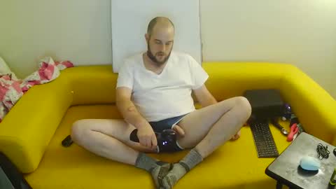 Snapshot of justaguy955 chatting on March 23, 2:59 am justaguy955 online show from March 23, 2:59 am