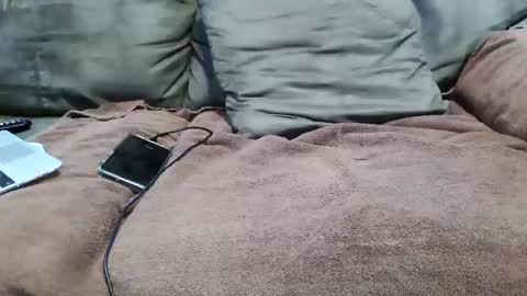 Snapshot of justaverage_d chatting on February 21, 3:10 pm Jake online show from February 21, 3:10 pm