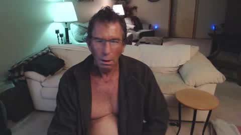 Snapshot of justbecouse23157 chatting on November 26, 10:05 am DD online show from November 26, 10:05 am